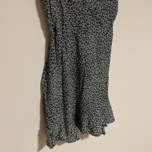 Leopard Mini Dress Small Ruffle Neutral Boho All In Favor Green Edgy Animal - Picture 3 of 13